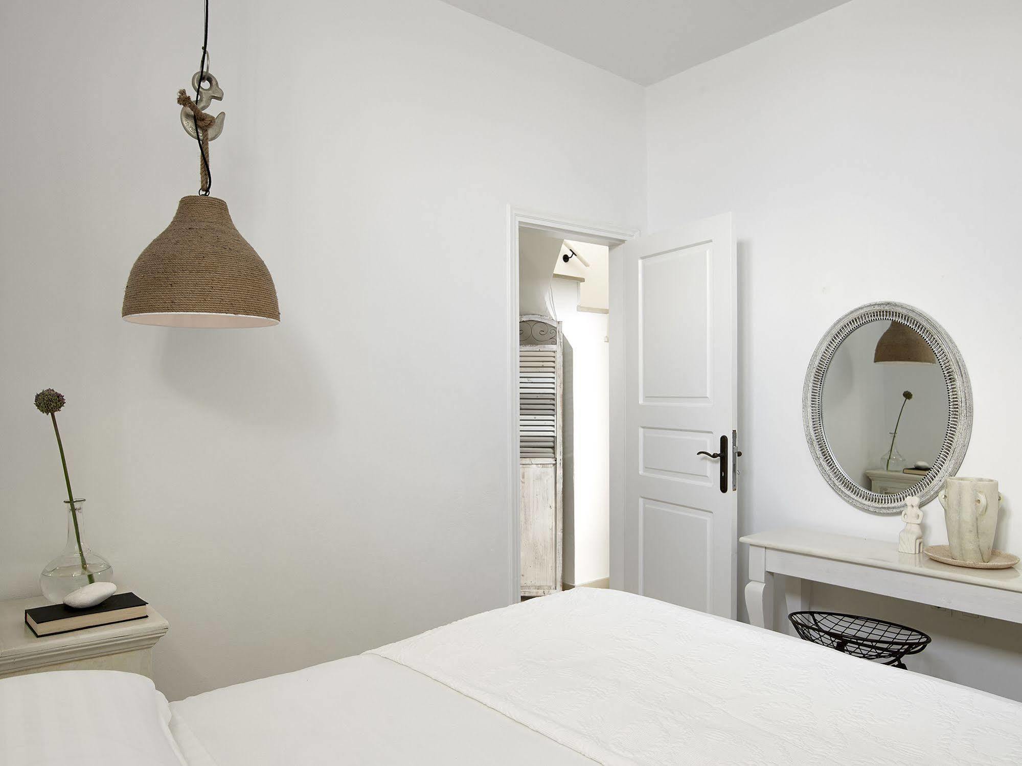 Mythique Villas & Suites Oia  Bagian luar foto