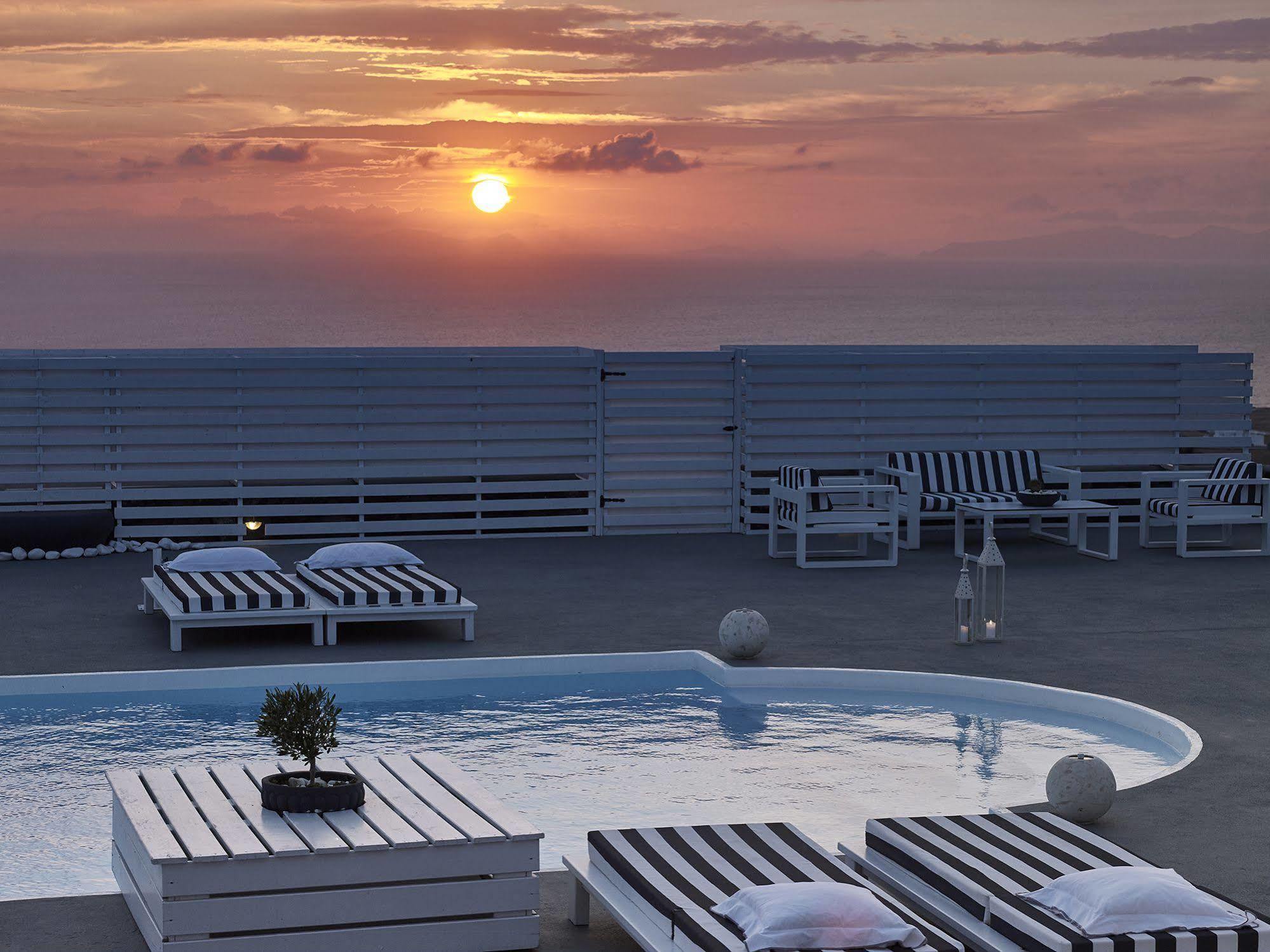 Mythique Villas & Suites Oia  Bagian luar foto