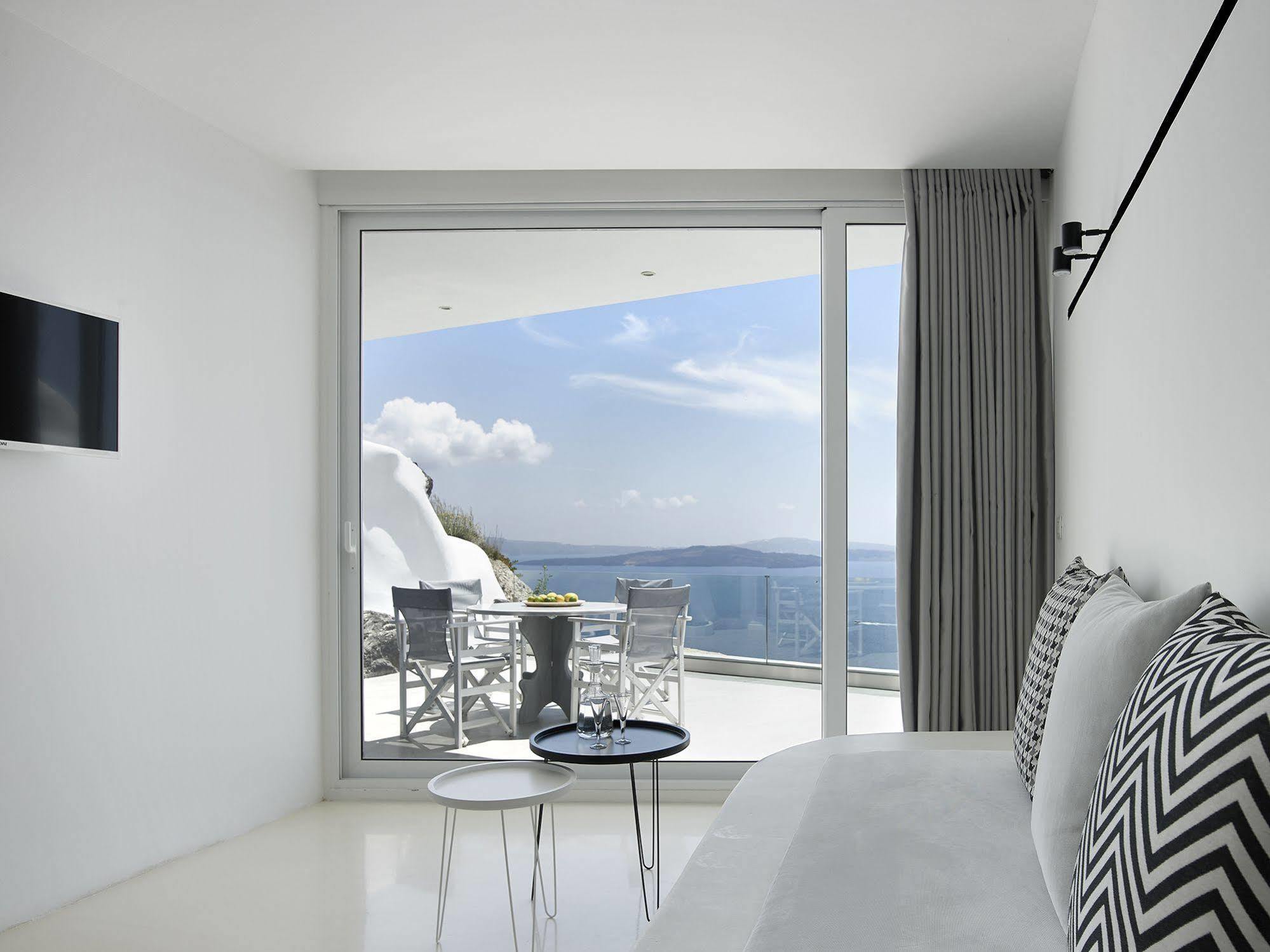 Mythique Villas & Suites Oia  Bagian luar foto
