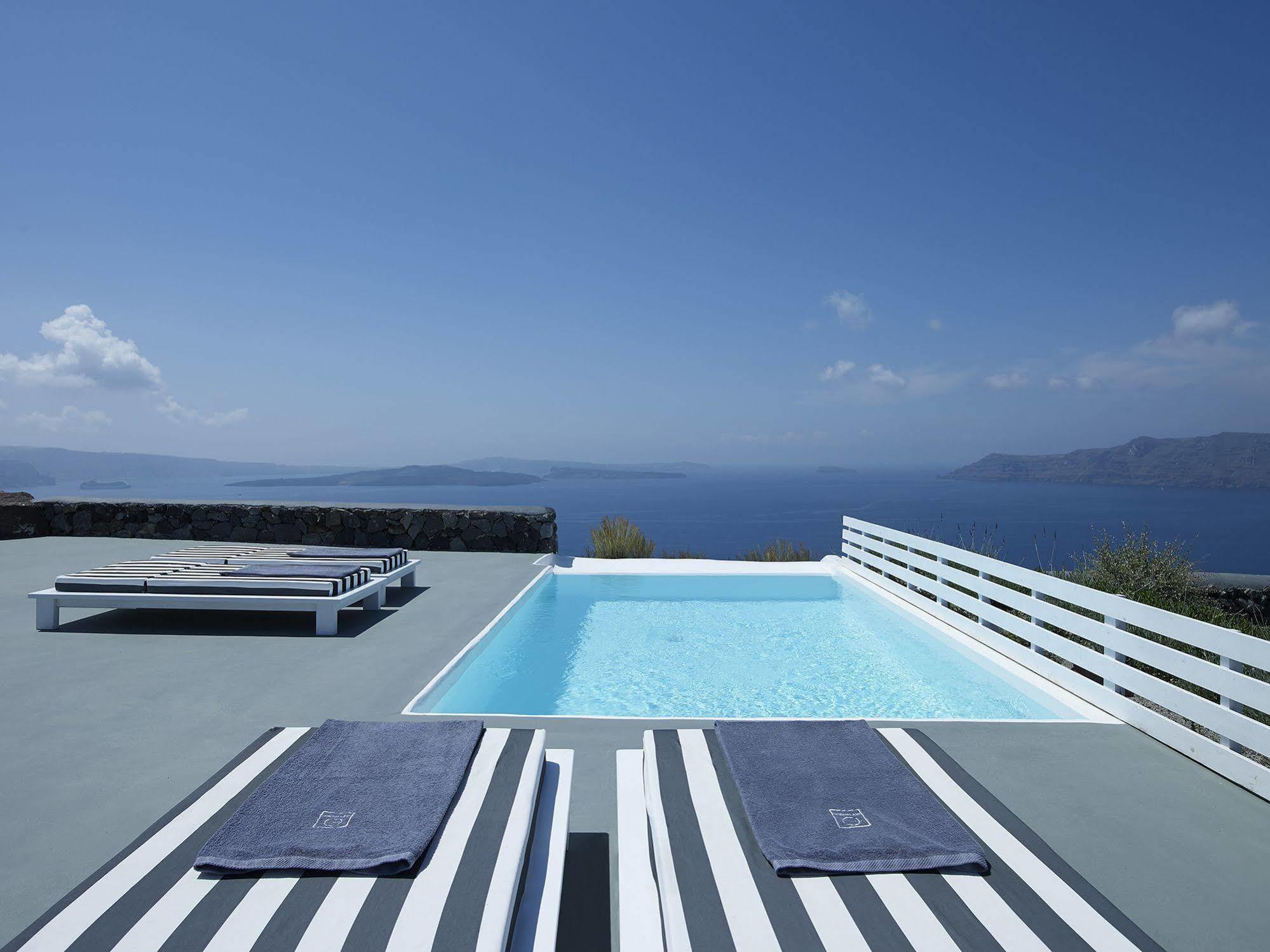 Mythique Villas & Suites Oia  Bagian luar foto